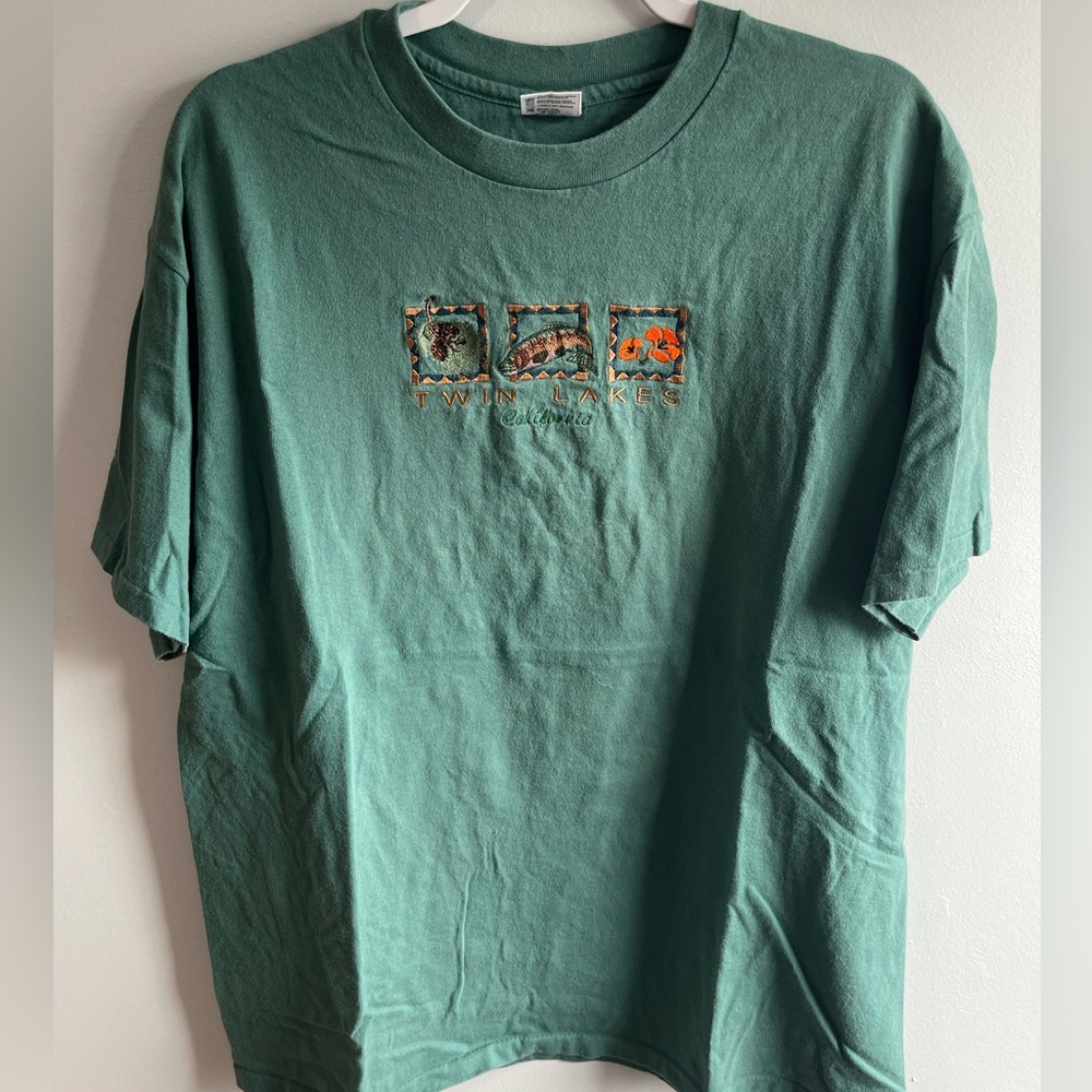 vintage Twin Lakes California Anvil green t-shirt embroidered design